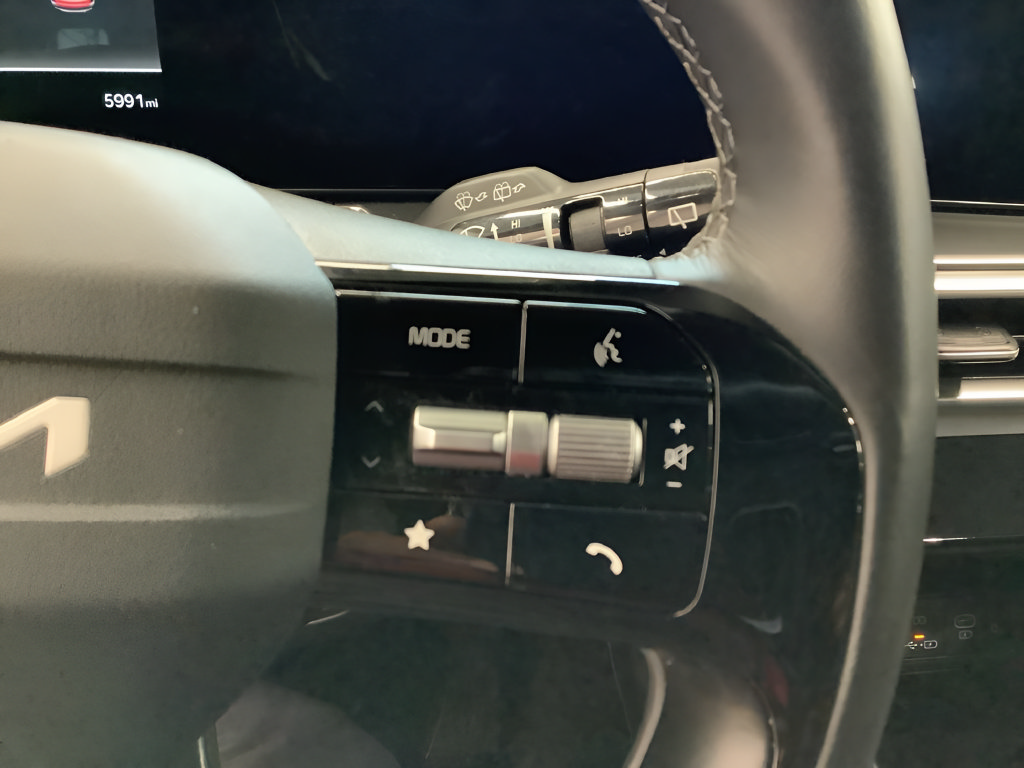 Certified 2026 Kia Sorento EX AWD/4WD image 15