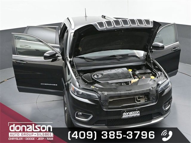 Used 2020 Jeep Cherokee Limited image 23