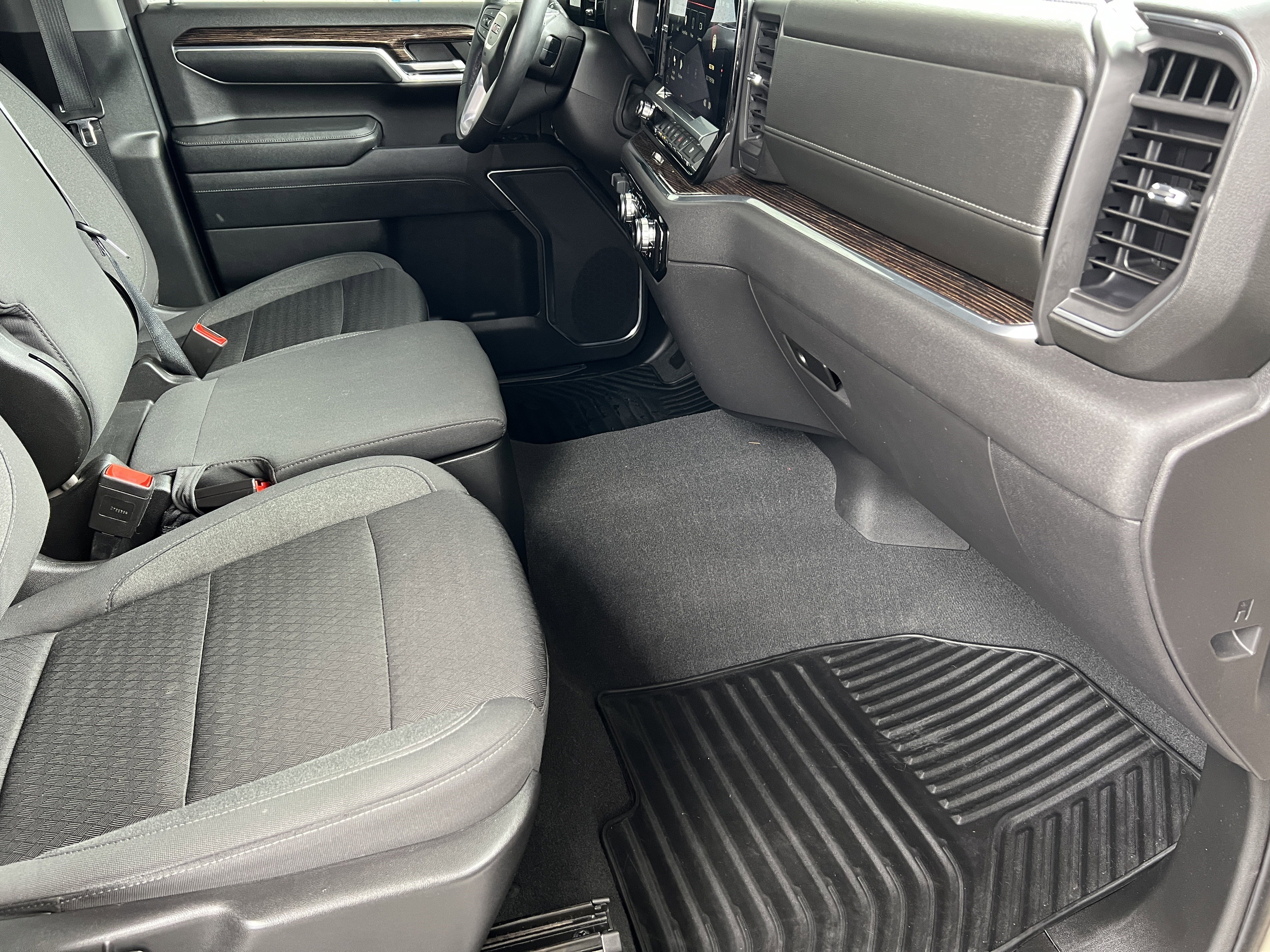 Used 2023 GMC Sierra 1500 Elevation AWD/4WD image 22