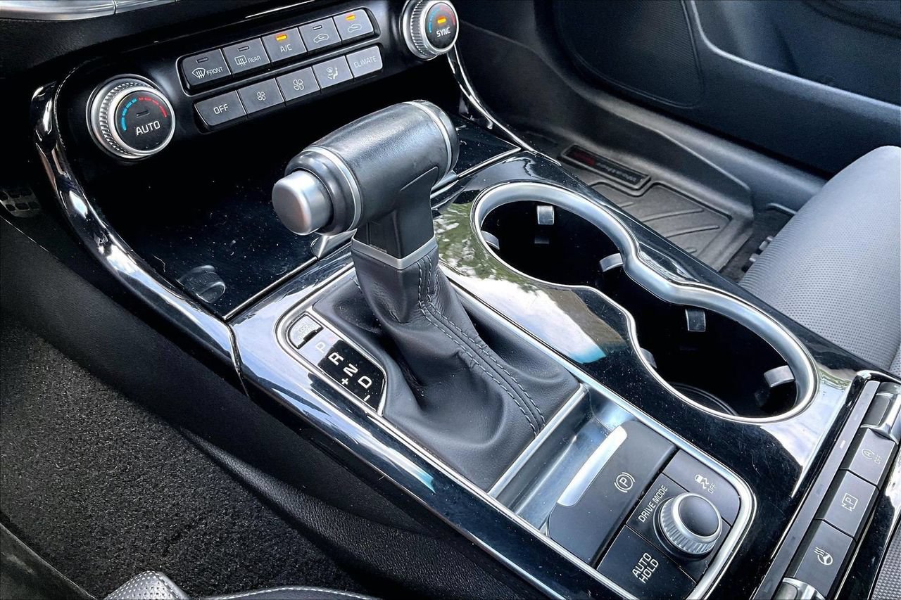 Used 2022 Kia Stinger GT-Line w/ Sun & Sound Package AWD/4WD image 31