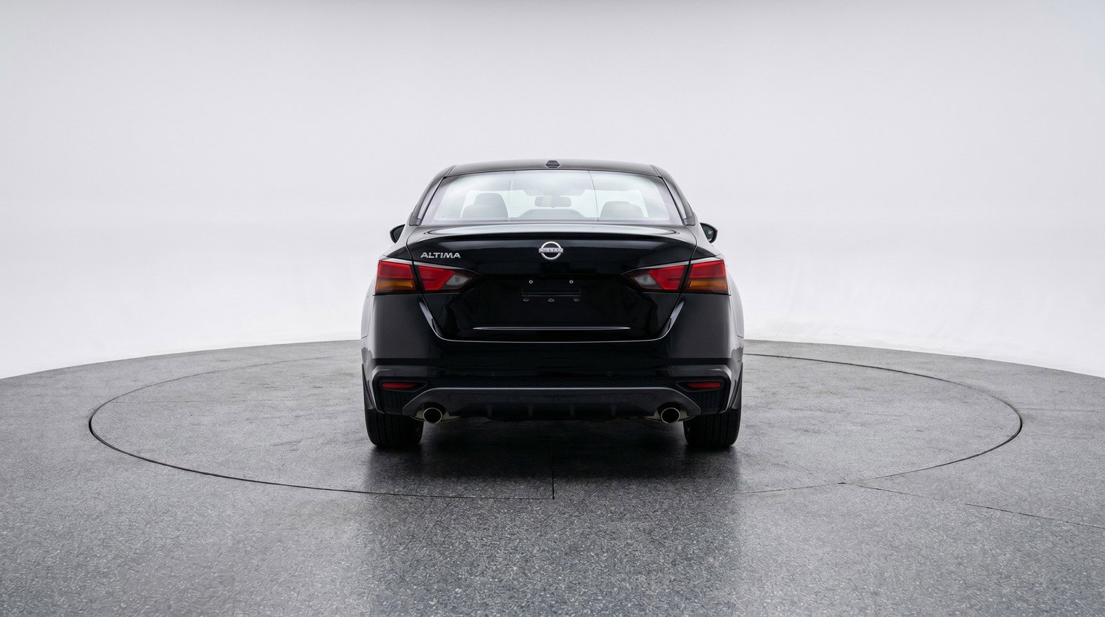 Used 2025 Nissan Altima 2.5 SV FWD image 7