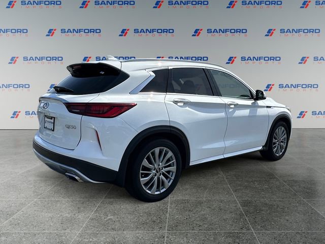 Used 2023 INFINITI QX50 Luxe FWD image 5
