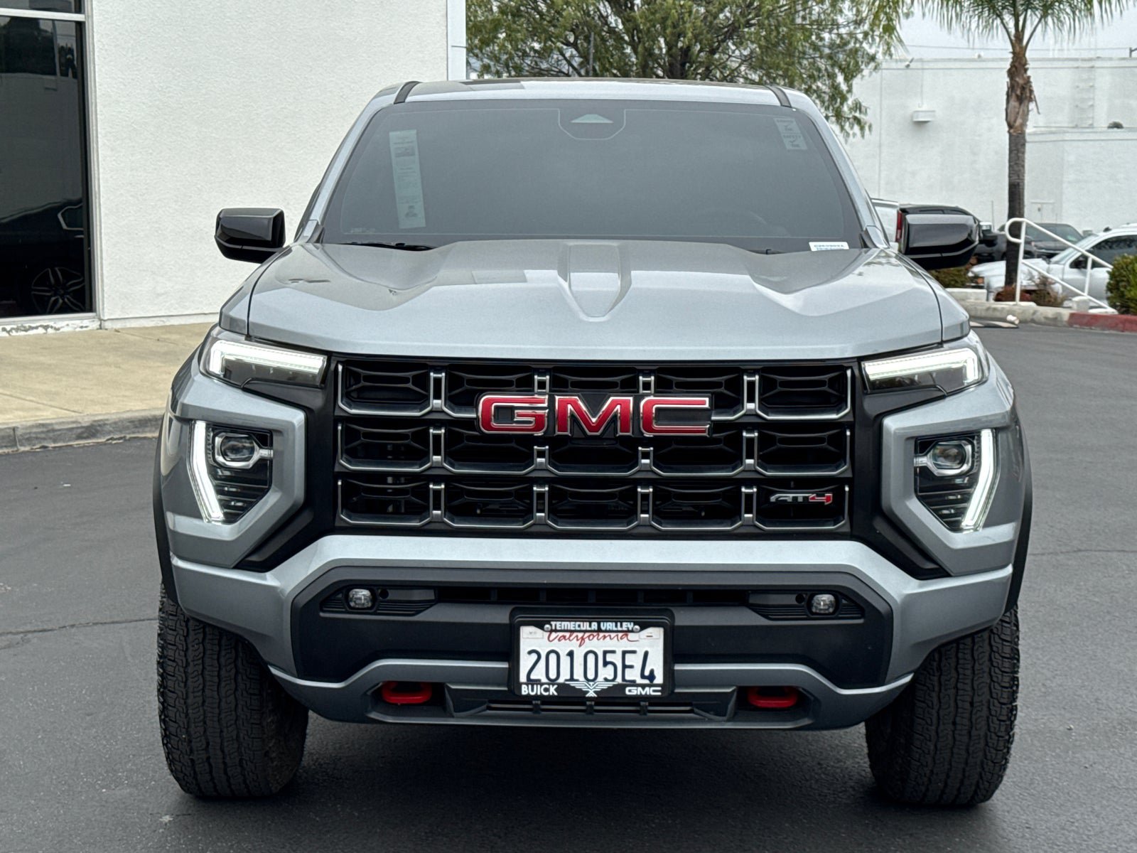 Certified 2025 GMC Canyon AT4 AWD/4WD image 3