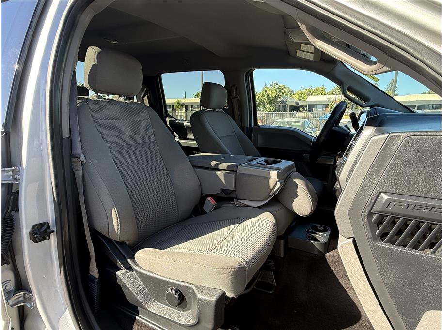 Used 2018 Ford F150 XLT AWD/4WD image 17