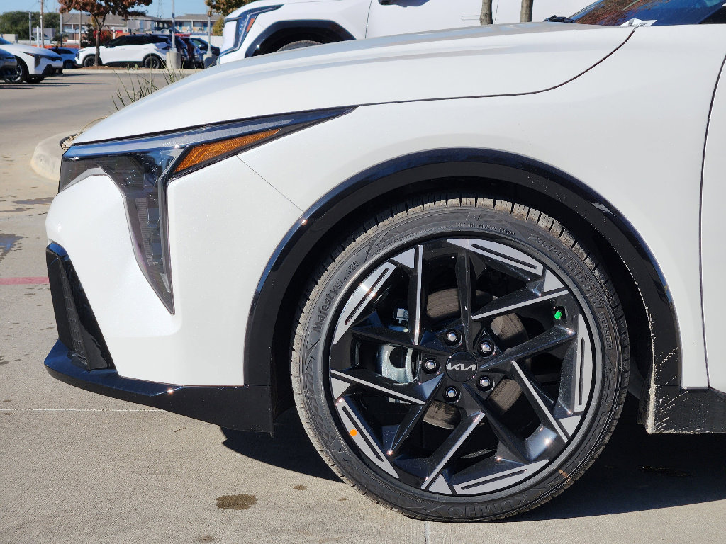 New 2025 Kia K4 GT-Line w/ GT-Line Sunroof Package image 5