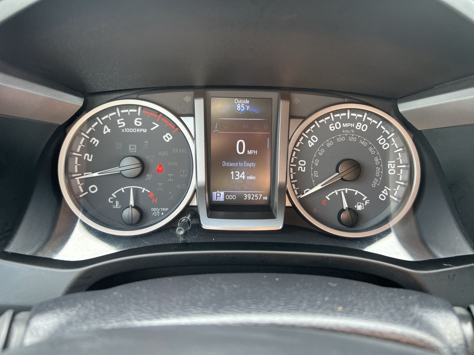 Used 2021 Toyota Tacoma Limited AWD/4WD image 17