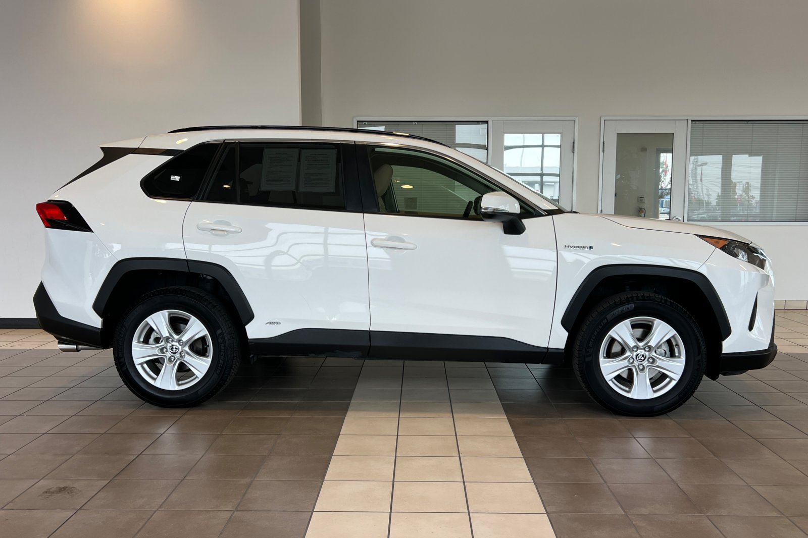 Certified 2020 Toyota RAV4 LE w/ All Weather Liner Package AWD/4WD image 3