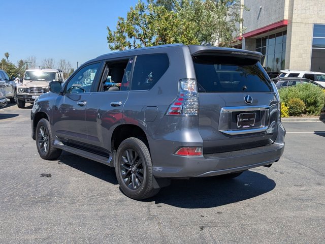 Used 2023 Lexus GX 460 Premium w/ Premium Package image 8