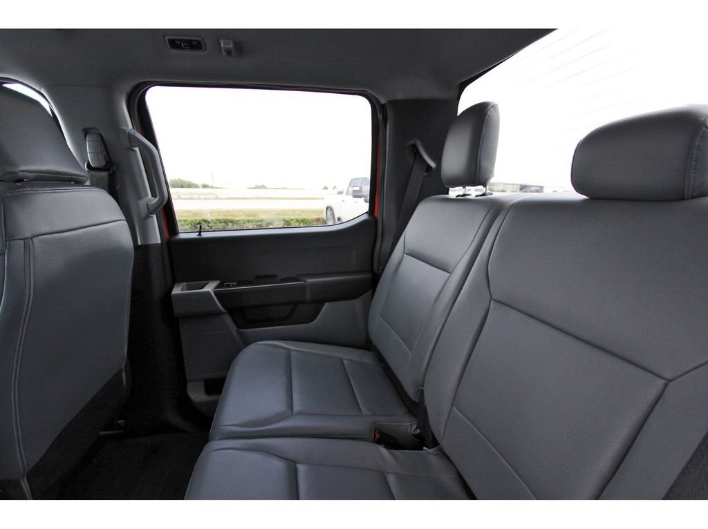 Used 2024 Ford F150 XL w/ Equipment Group 103A High RWD image 12