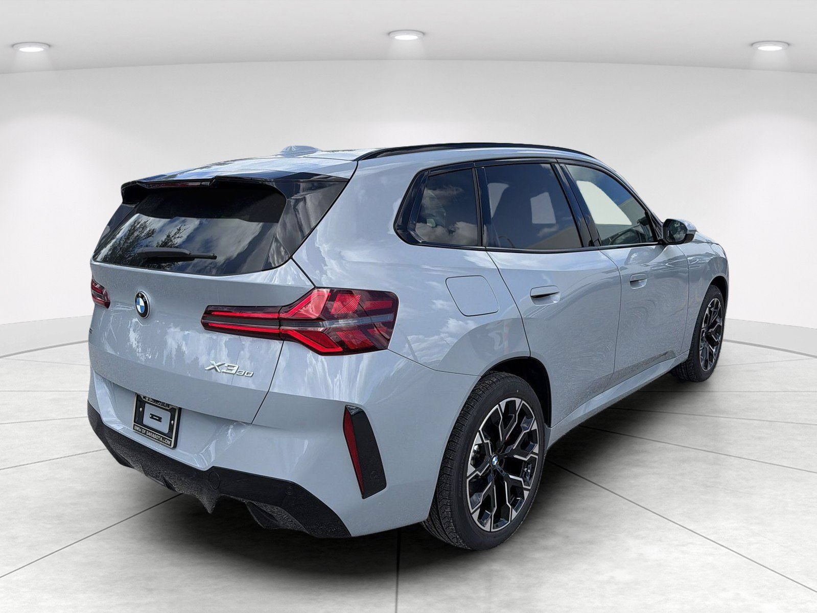 New 2026 BMW X3 xDrive30i w/ Premium Package AWD/4WD image 4