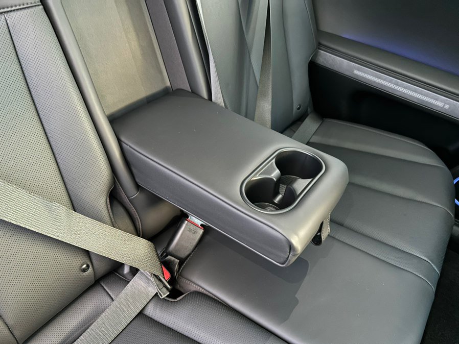 Used 2024 Hyundai Ioniq 5 Limited image 57