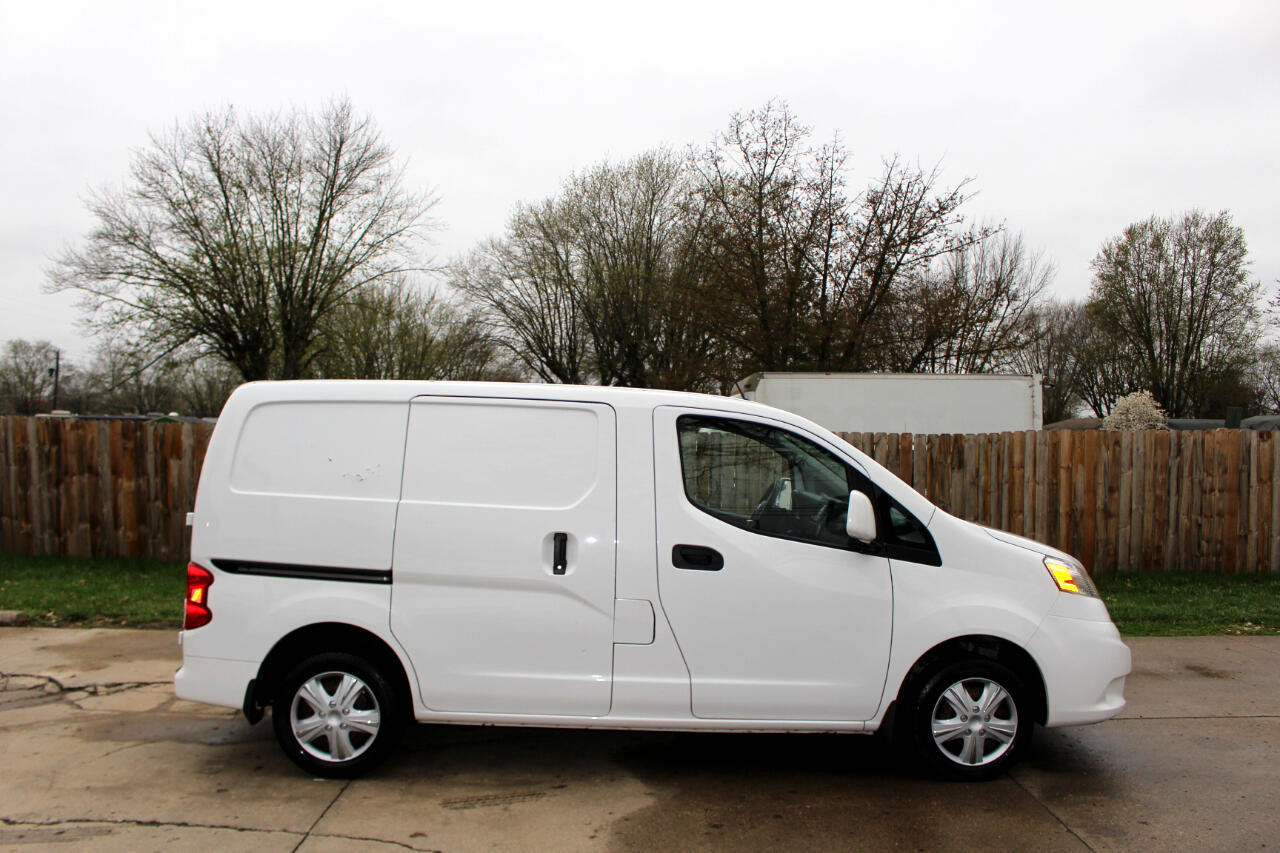 Used 2018 Nissan NV200 SV image 10