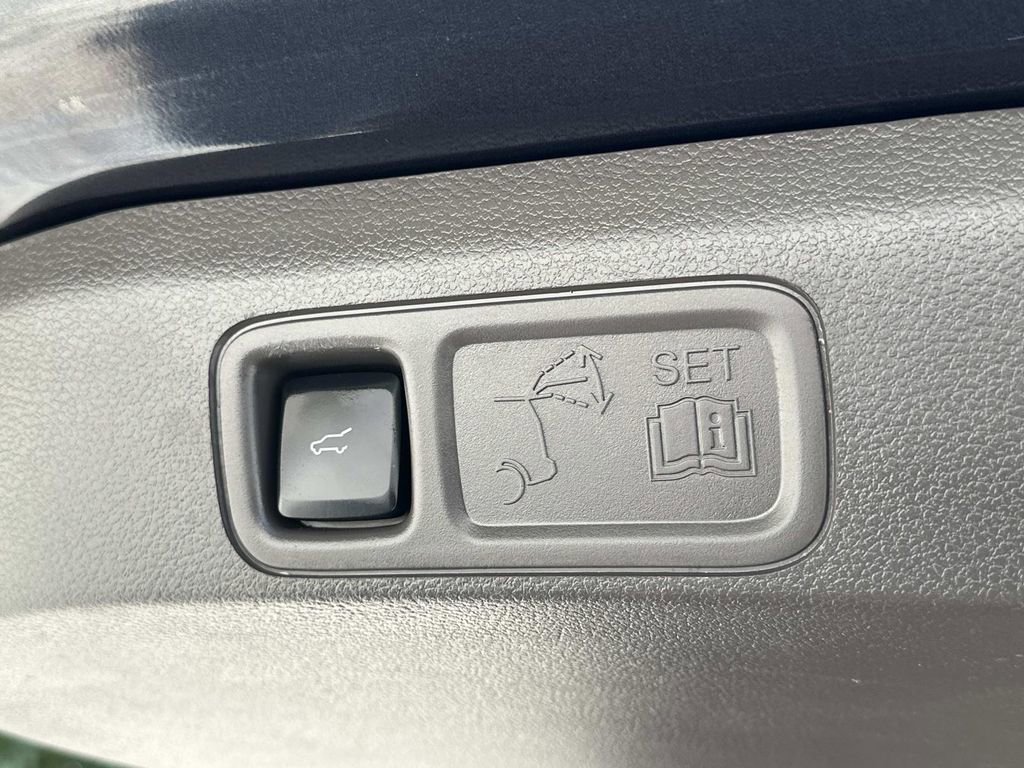 Certified 2024 Lincoln Navigator Reserve image 20