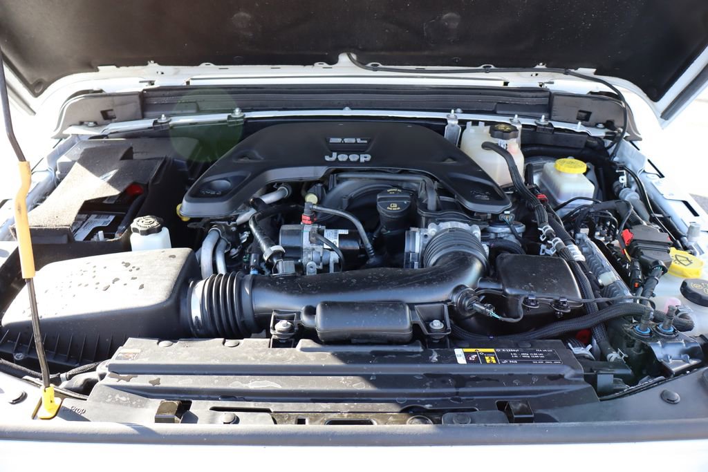 Used 2020 Jeep Wrangler Unlimited Sahara image 51