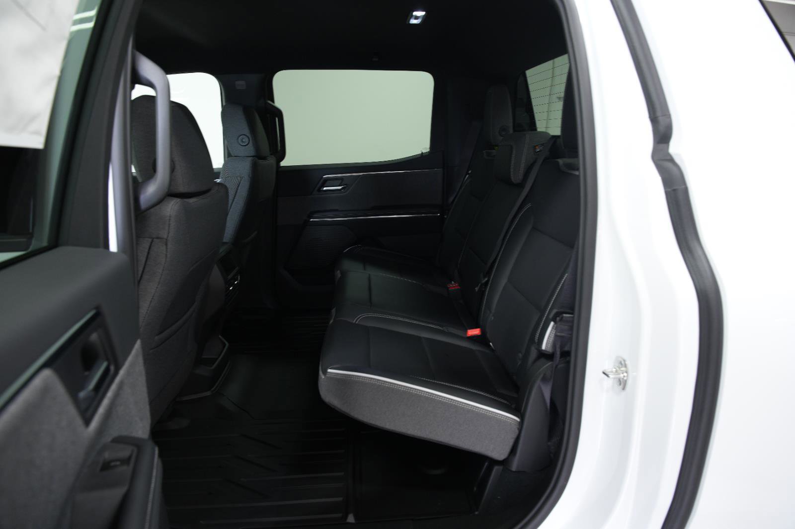 New 2026 GMC Sierra EV Elevation image 21