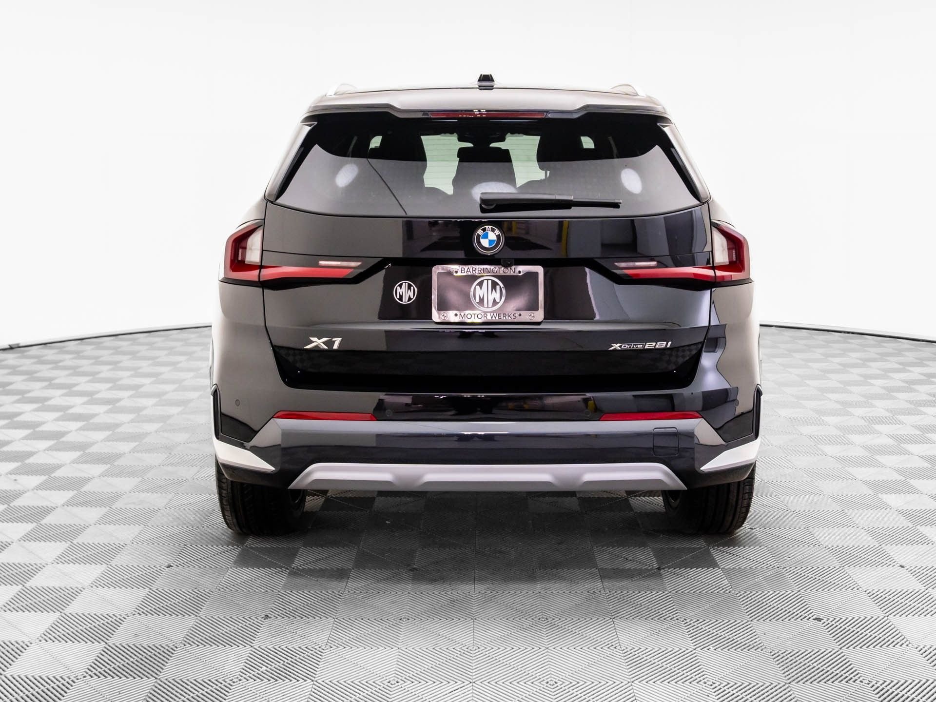 New 2026 BMW X1 xDrive28i w/ Convenience Package AWD/4WD image 4