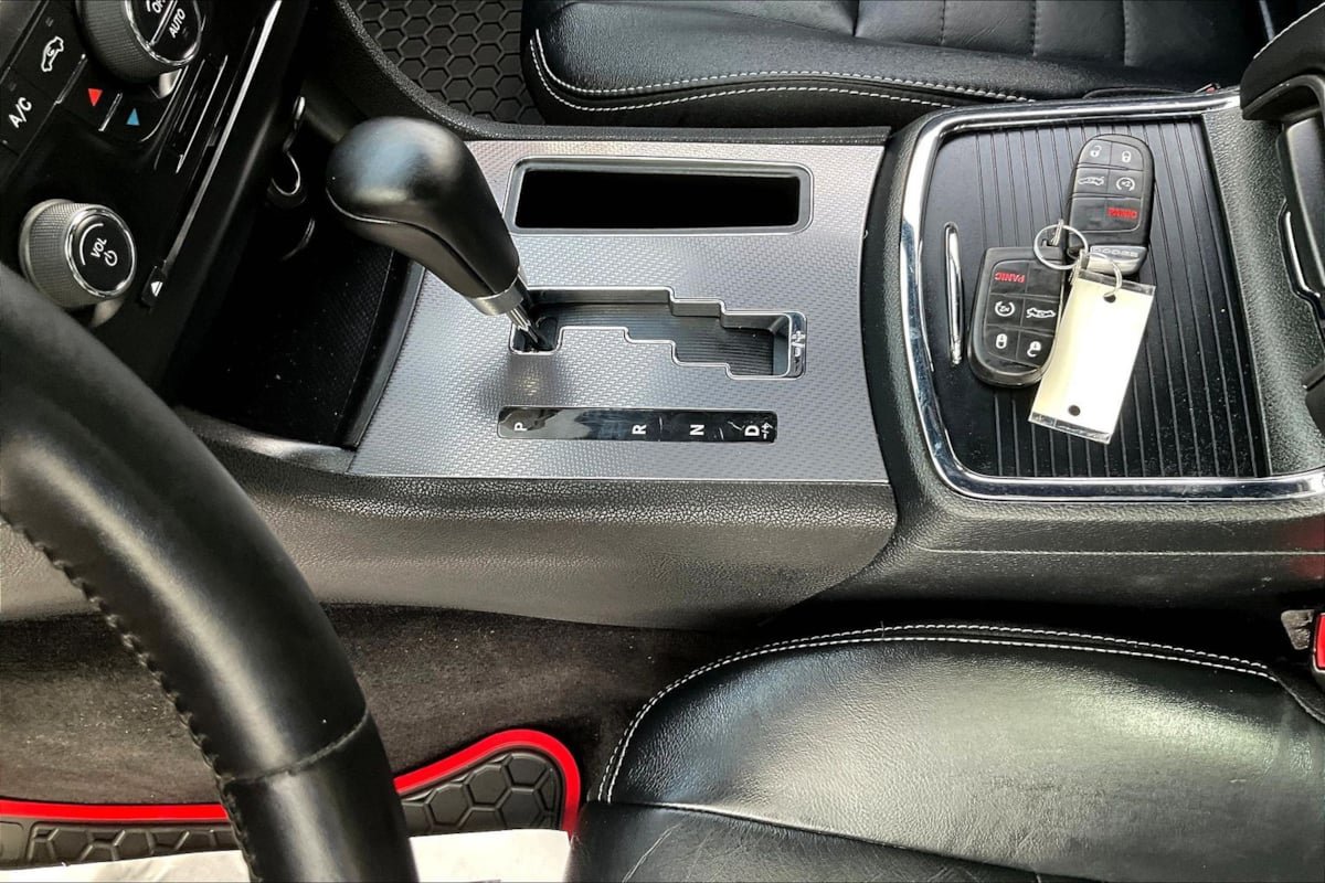 Used 2012 Dodge Charger R/T RWD image 17