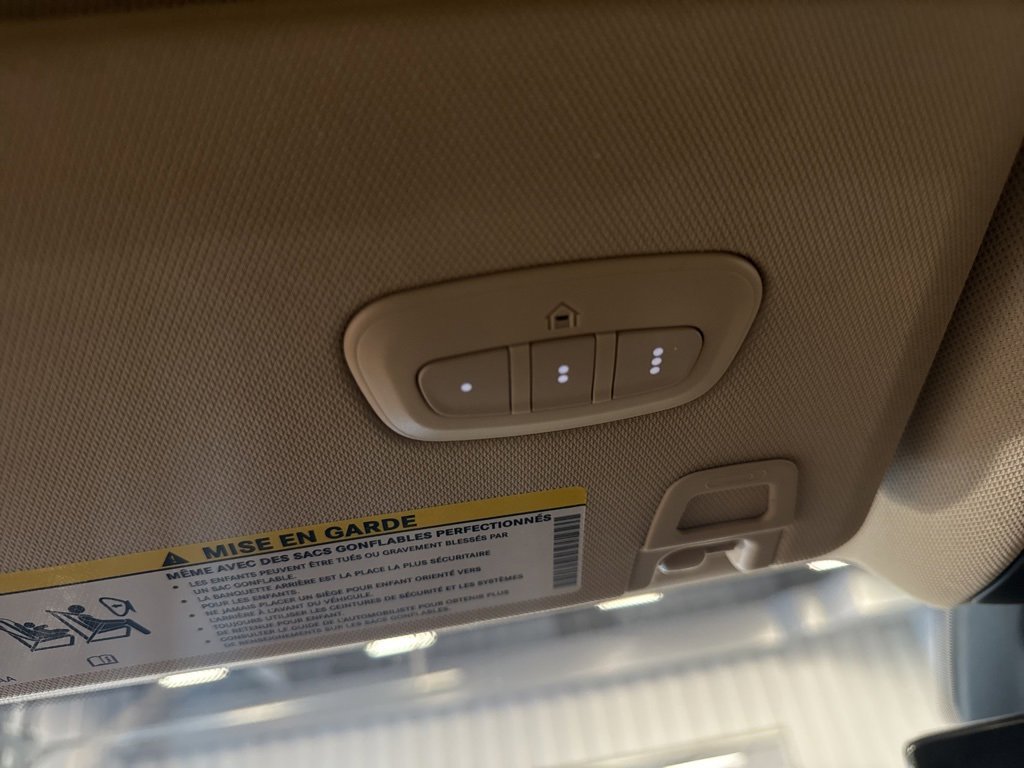 Used 2022 Jeep Grand Cherokee Limited w/ Luxury Tech Group II image 24