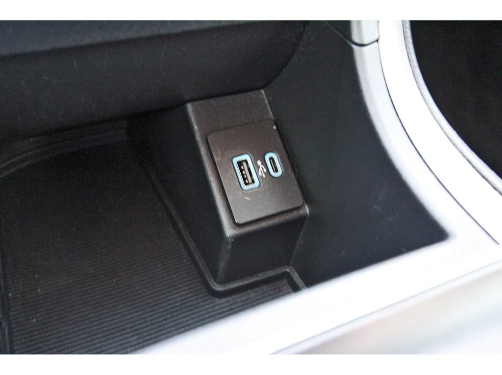 Used 2022 Ford Edge SE w/ Black Appearance Package AWD/4WD image 28