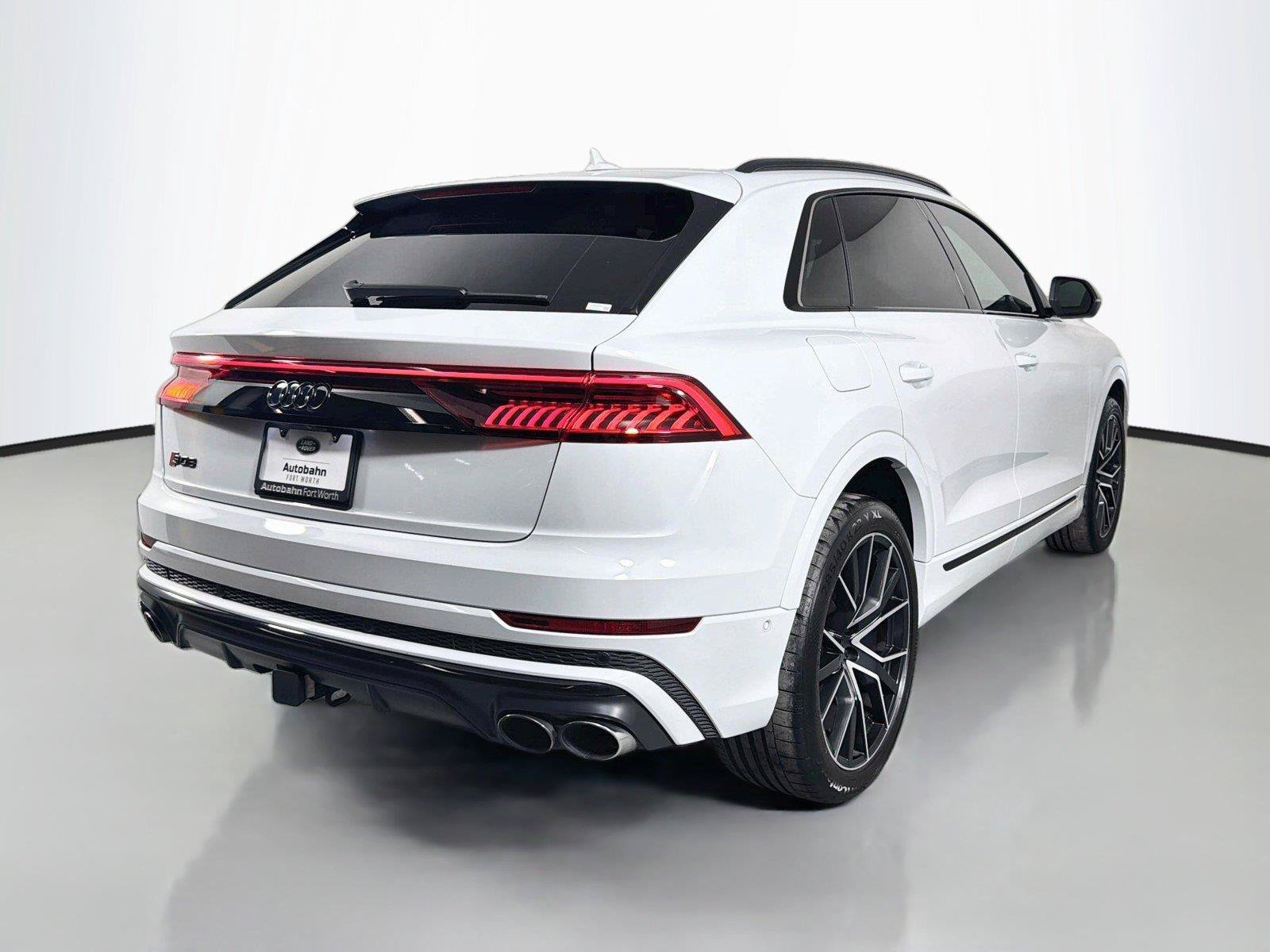 Used 2022 Audi SQ8 Prestige AWD/4WD image 5
