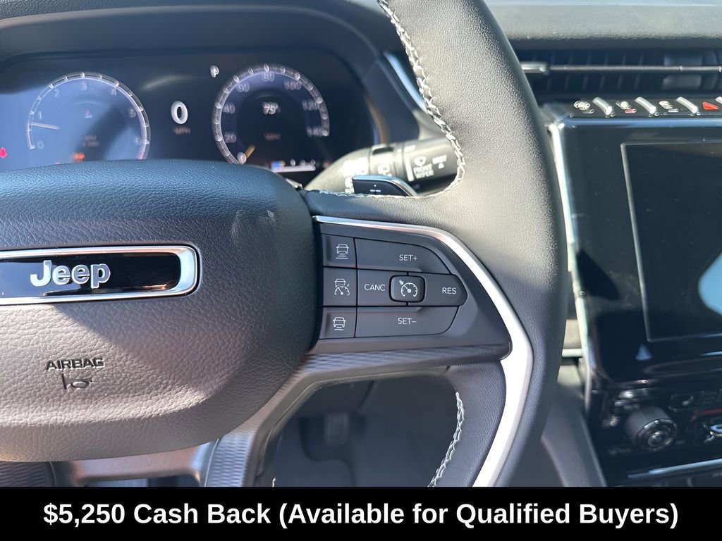 New 2025 Jeep Grand Cherokee Altitude RWD image 35