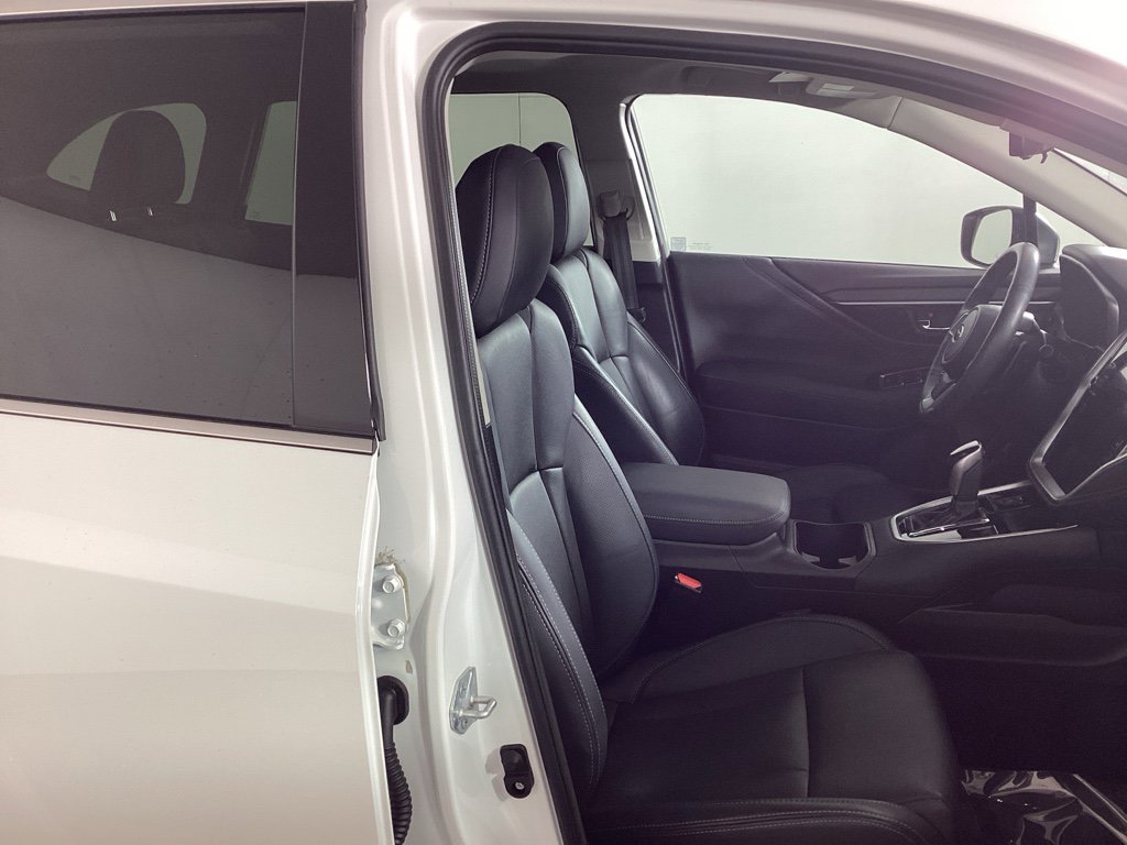 Used 2023 Subaru Outback Touring XT image 7
