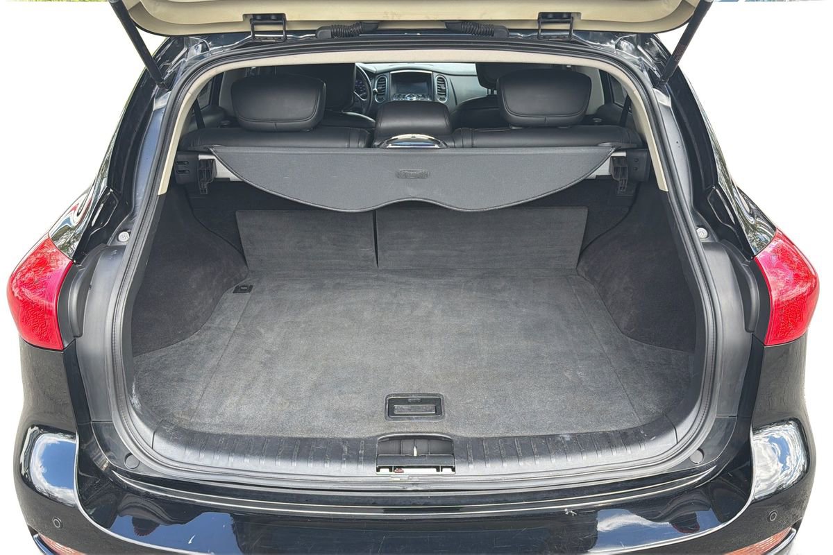 Used 2015 INFINITI QX50 AWD image 12