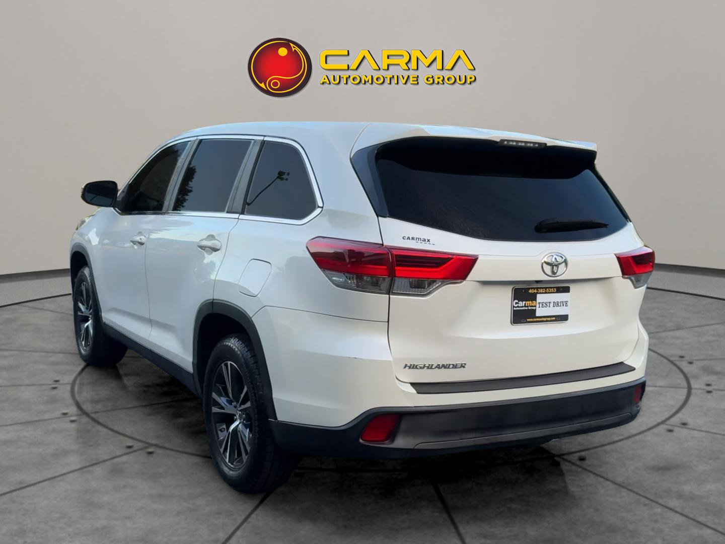Used 2019 Toyota Highlander LE FWD image 5