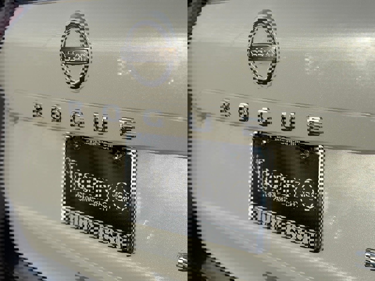 Certified 2023 Nissan Rogue SV image 12