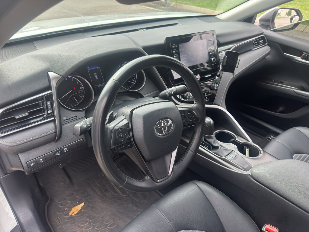 Used 2024 Toyota Camry SE FWD image 18