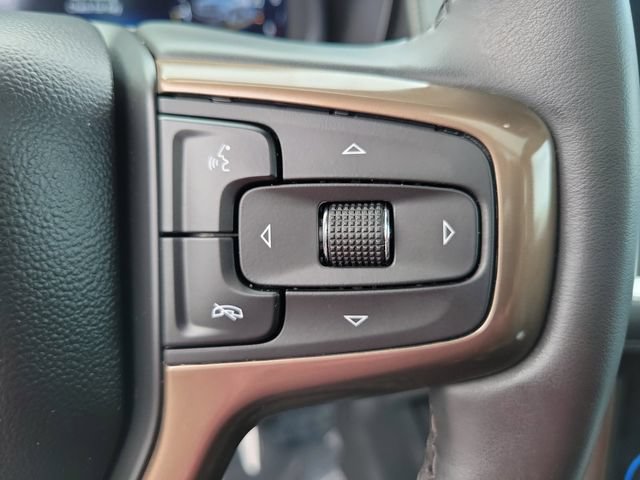 Used 2024 Chevrolet Suburban High Country AWD/4WD image 30