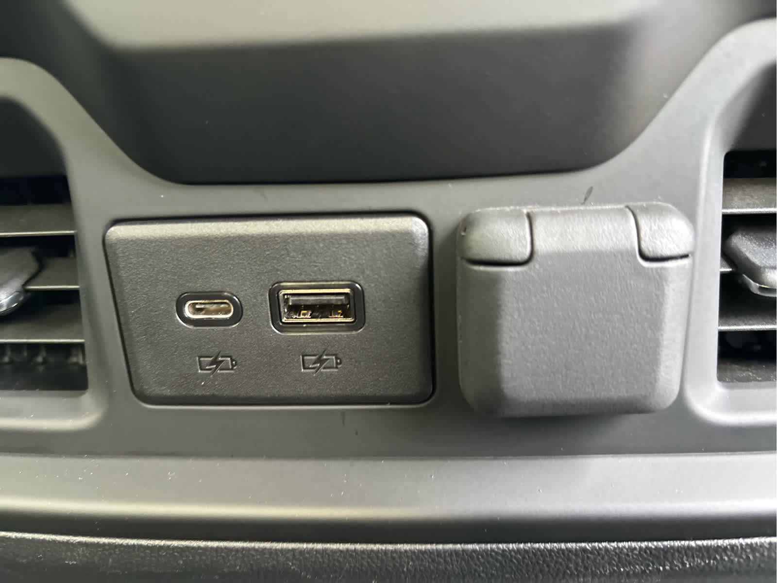 Used 2020 Chevrolet Silverado 1500 LT Trail Boss image 35