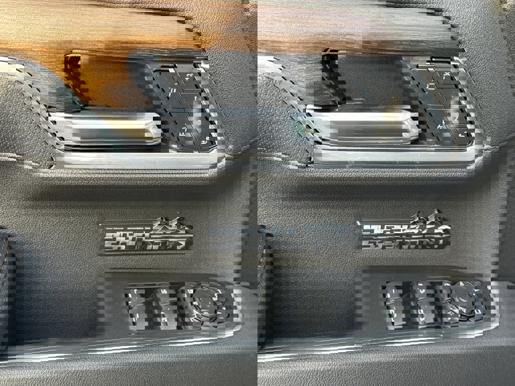 New 2026 Chevrolet Silverado 1500 High Country w/ Technology Package image 12