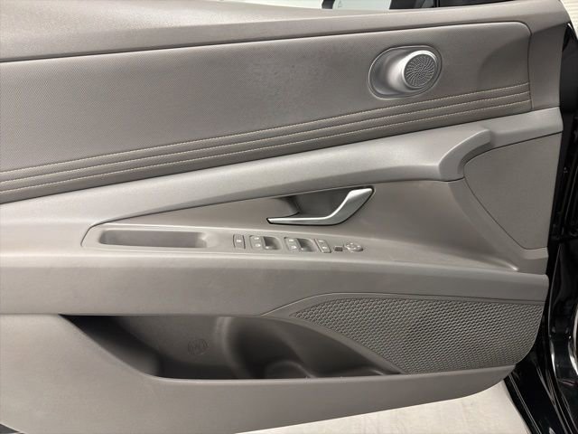 Used 2025 Hyundai Elantra Sport image 21