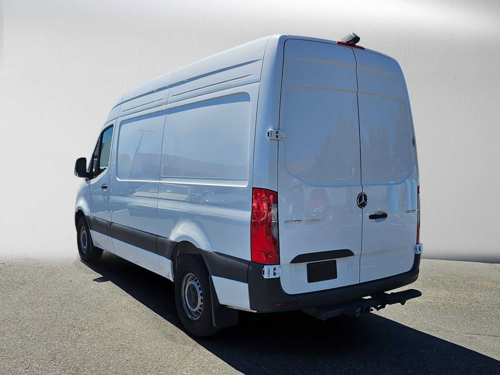 Used 2026 Mercedes-Benz Sprinter 2500 image 5
