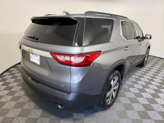 Used 2020 Chevrolet Traverse LT w/ LT Premium Package FWD image 6