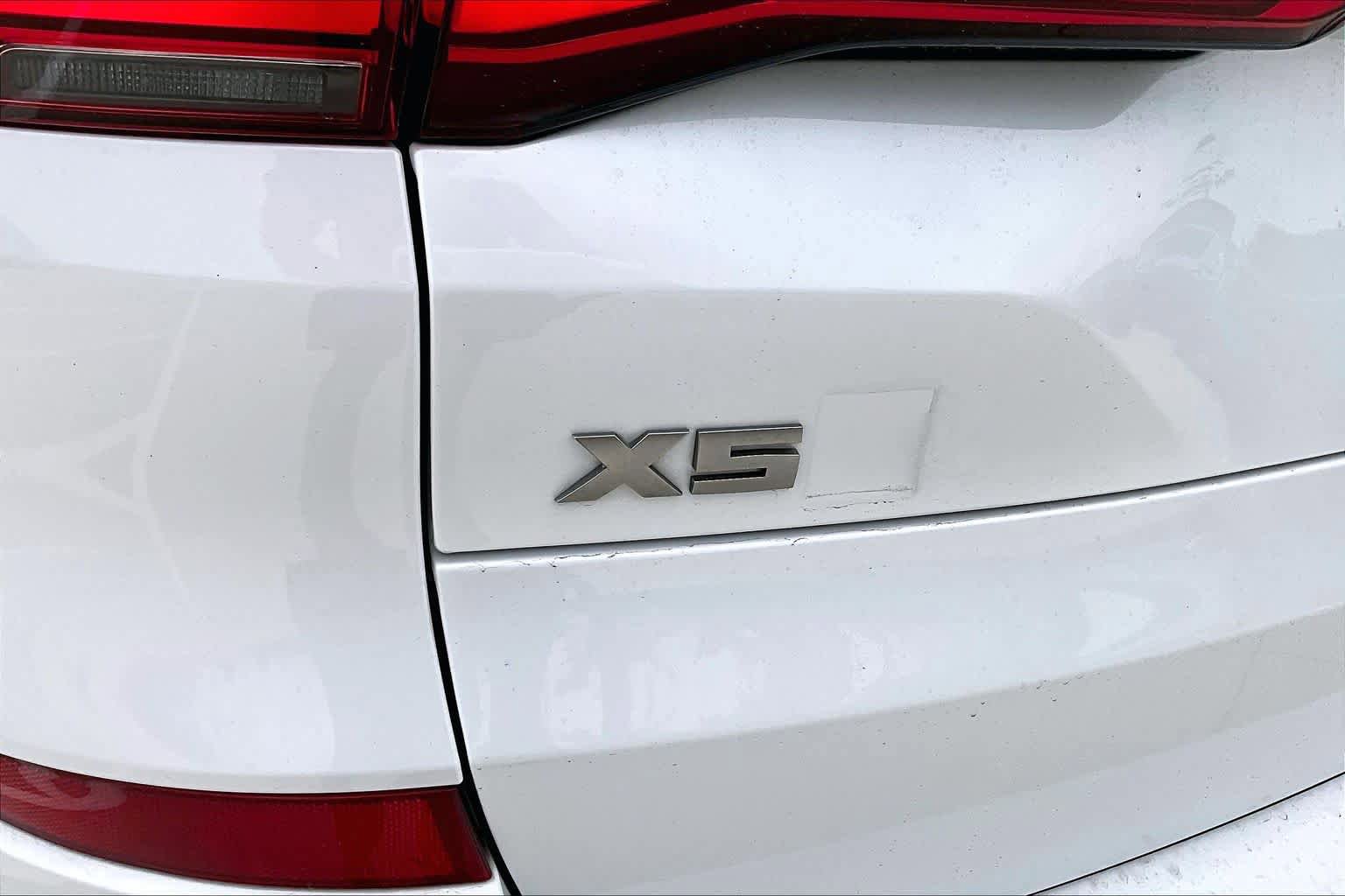 Used 2020 BMW X5 M50i AWD/4WD image 30