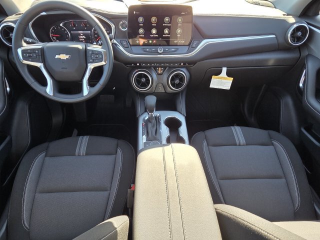 New 2026 Chevrolet Blazer LT w/ LPO, Floor Liner Package FWD image 8