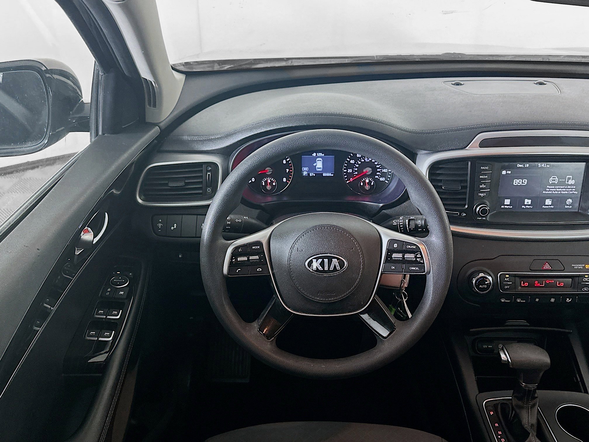 Used 2019 Kia Sorento LX image 18