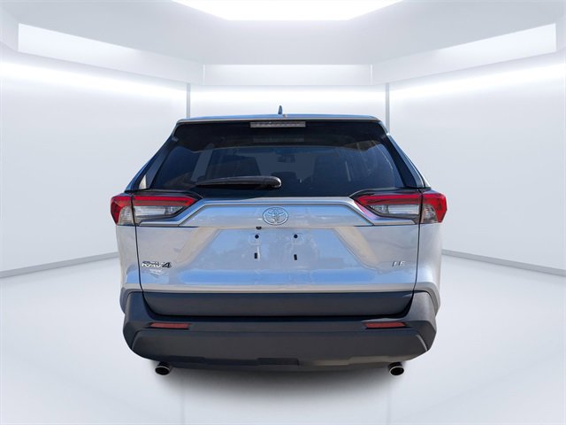Used 2024 Toyota RAV4 LE image 4