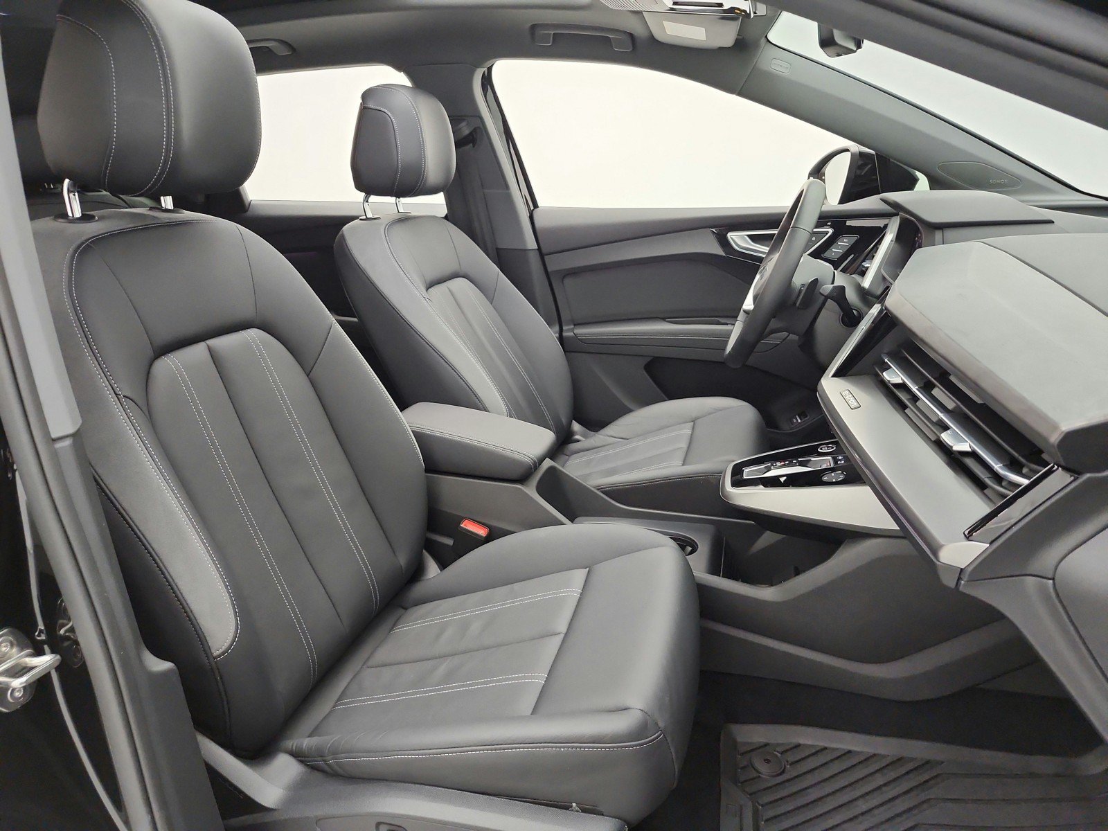 Used 2023 Audi Q4 e-tron Premium Plus w/ Premium Plus RWD image 20