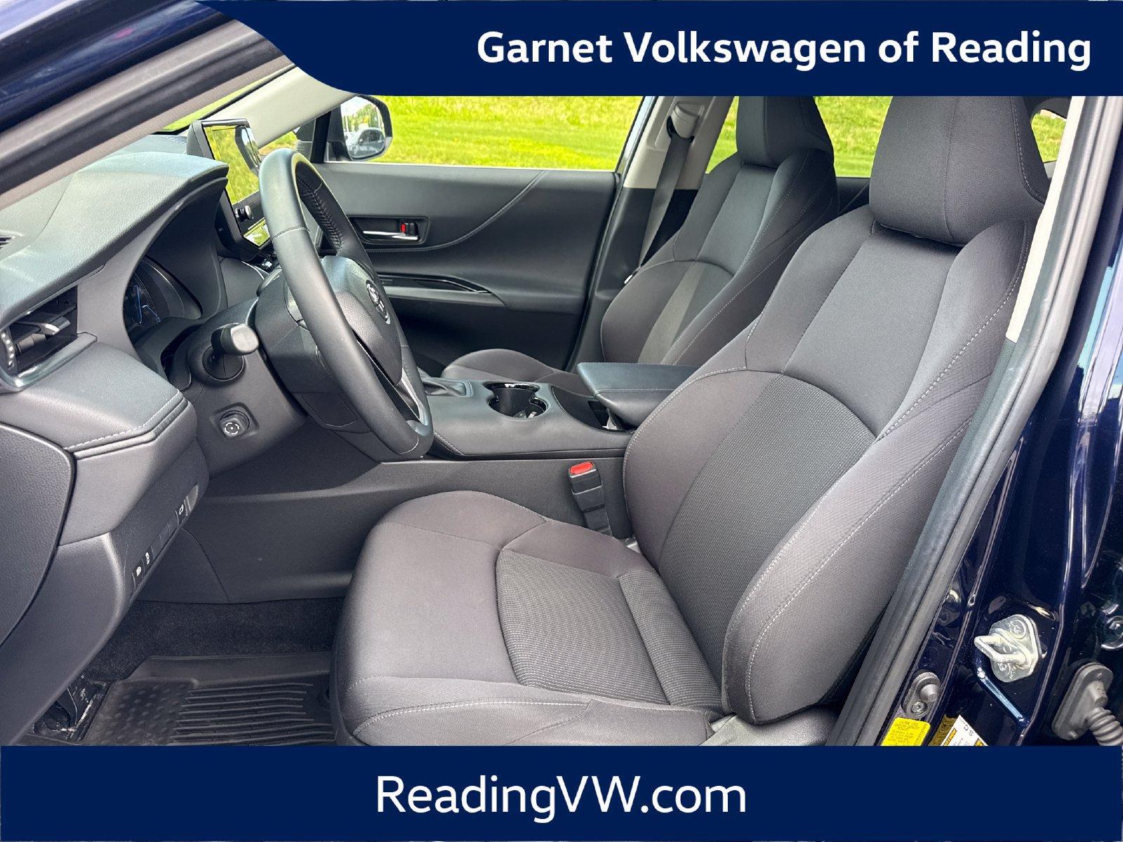 Used 2023 Toyota Venza LE AWD/4WD image 9