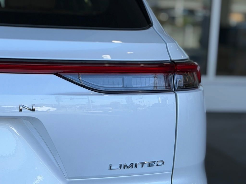 New 2026 Toyota Crown Signia AWD/4WD image 12