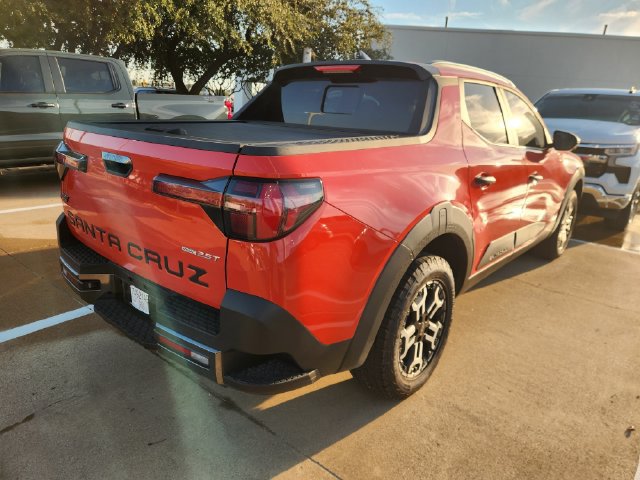 Used 2025 Hyundai Santa Cruz XRT AWD/4WD image 6