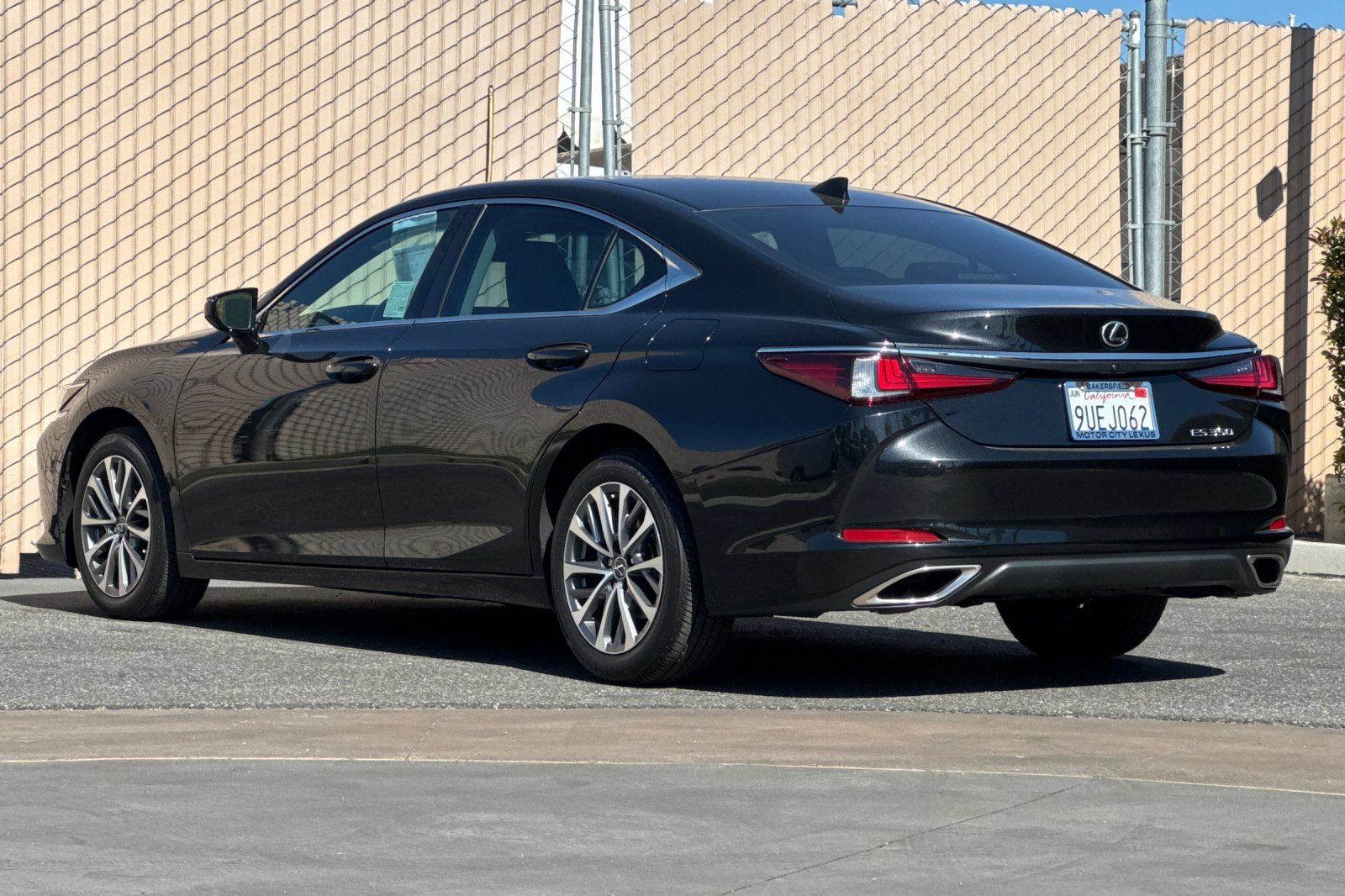 Certified 2025 Lexus ES 350 w/ Accessory Package (Z1) FWD image 6