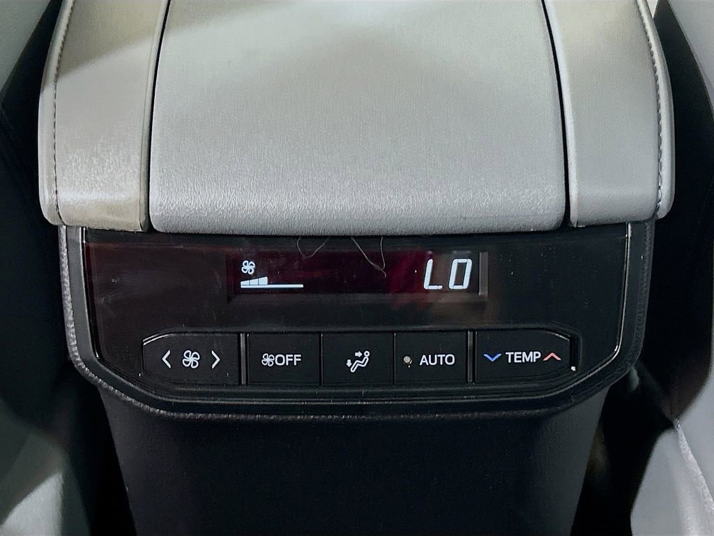 New 2026 Toyota Highlander Limited AWD/4WD image 24