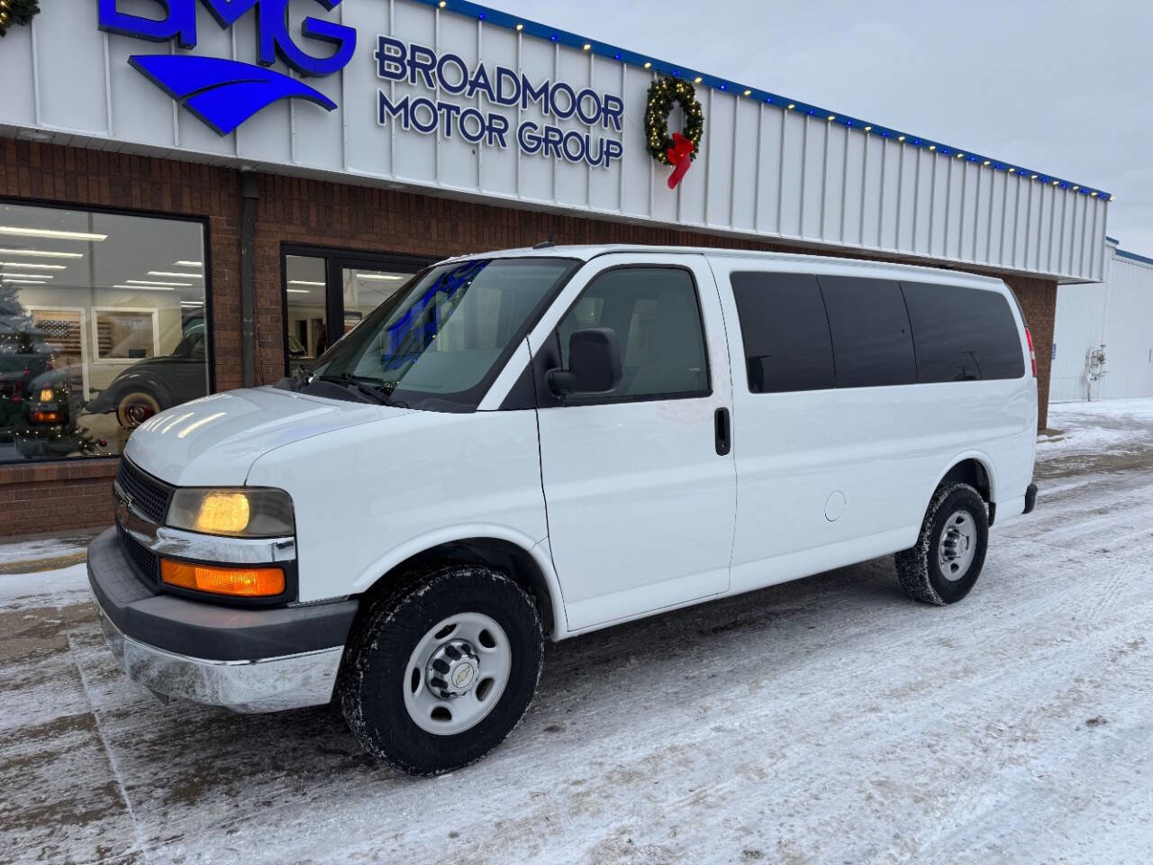 Used 2012 Chevrolet Express 2500 LT w/ LT Preferred Equipment Group image 1