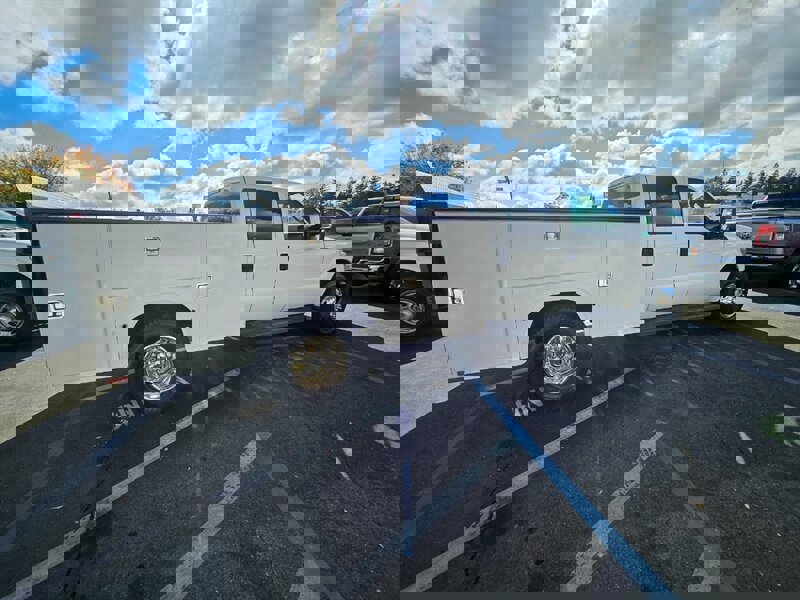 Used 2011 Ford F350 XL image 9