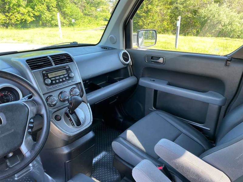 Used 2004 Honda Element EX image 69