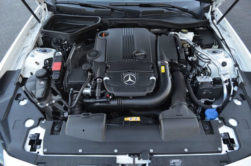 Used 2015 Mercedes-Benz SLK 250 image 59